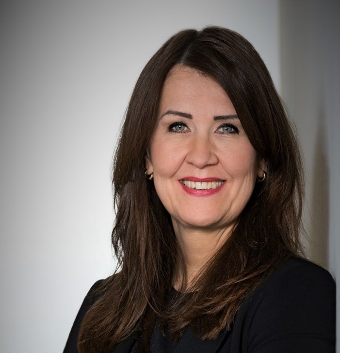Portraitfoto der 1. Vorsitzende Stefanie Kreusel